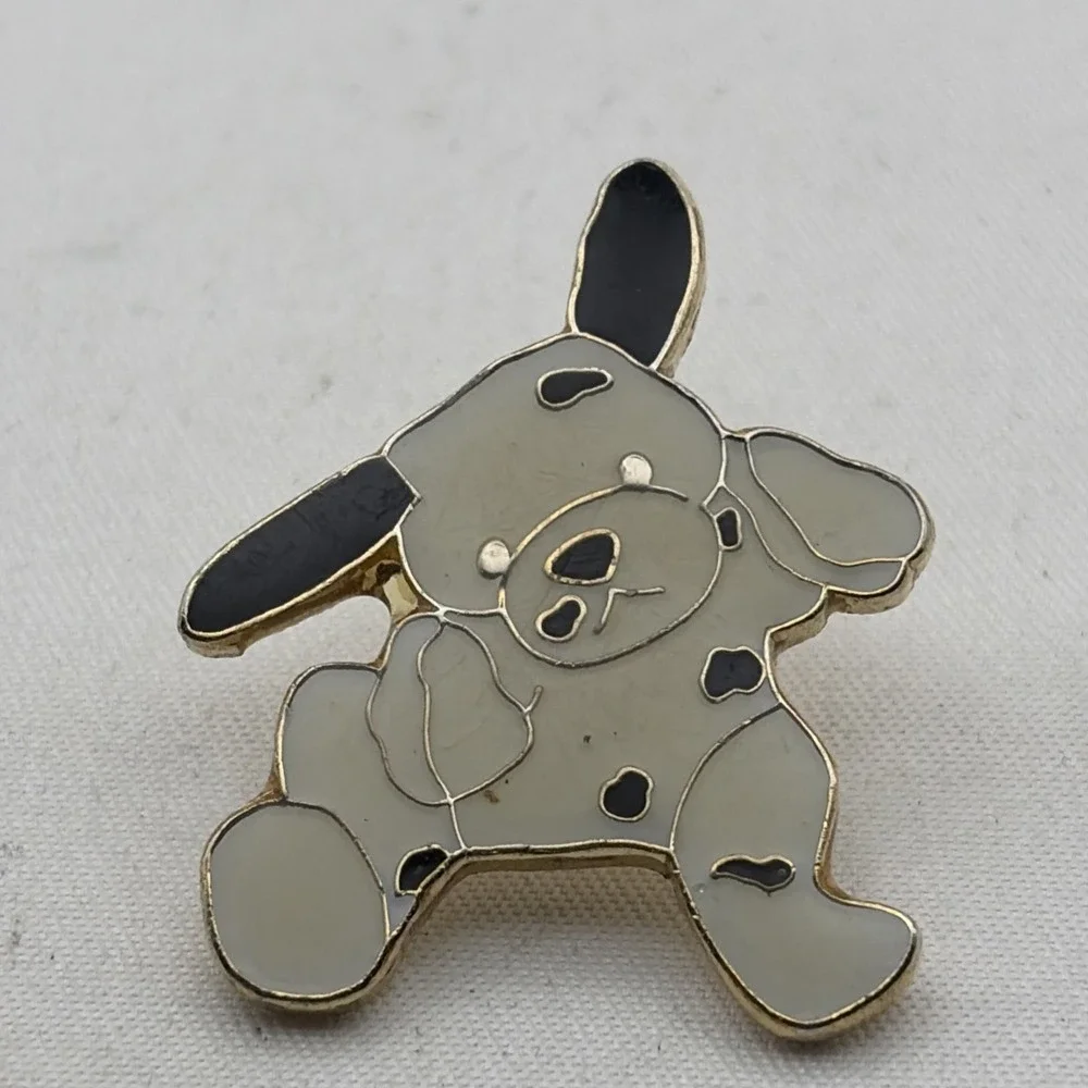 Dalmatian Dog Puppy Stuffed Animal Lapel Hat Pin Gold Tone Enamel Spotted Puppy